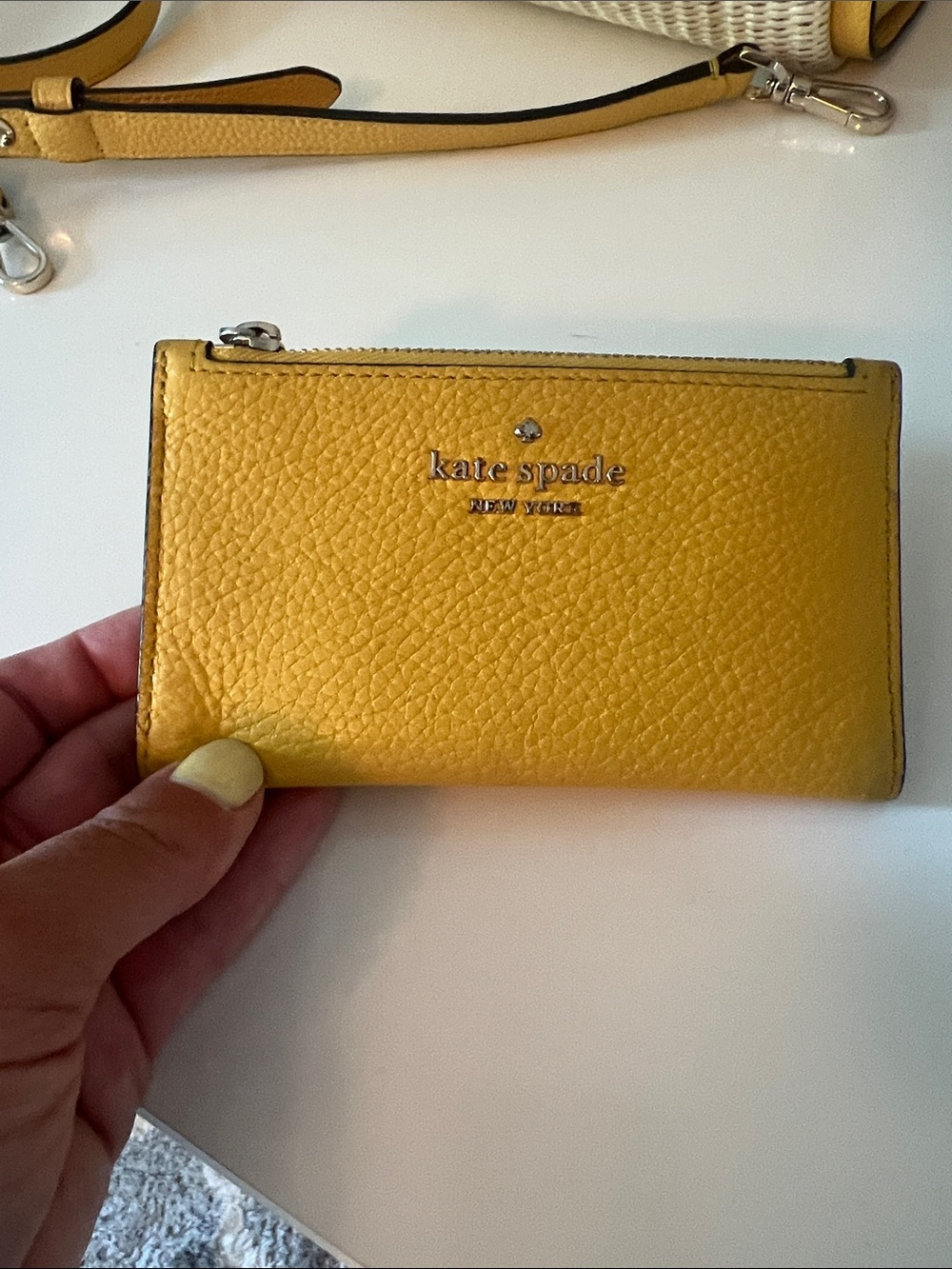 kate spade Yellow and White Woven “knott” Stripe Shoulder Bag with wallet - Picture 8 of 10